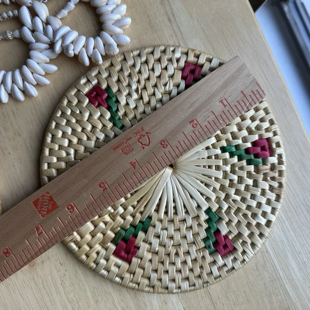 VTG Shell Trivets 6-8
